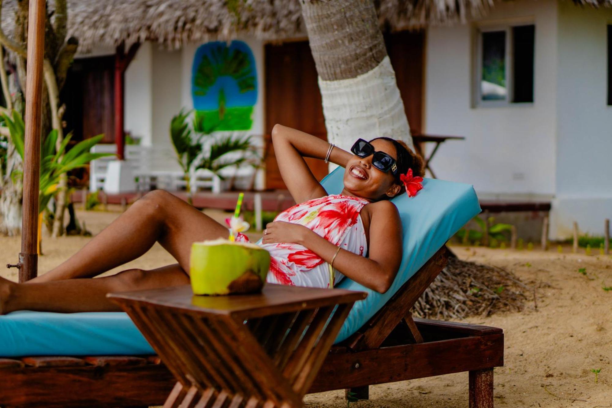 Long Beach Resort, Nosy-Be Екстериор снимка