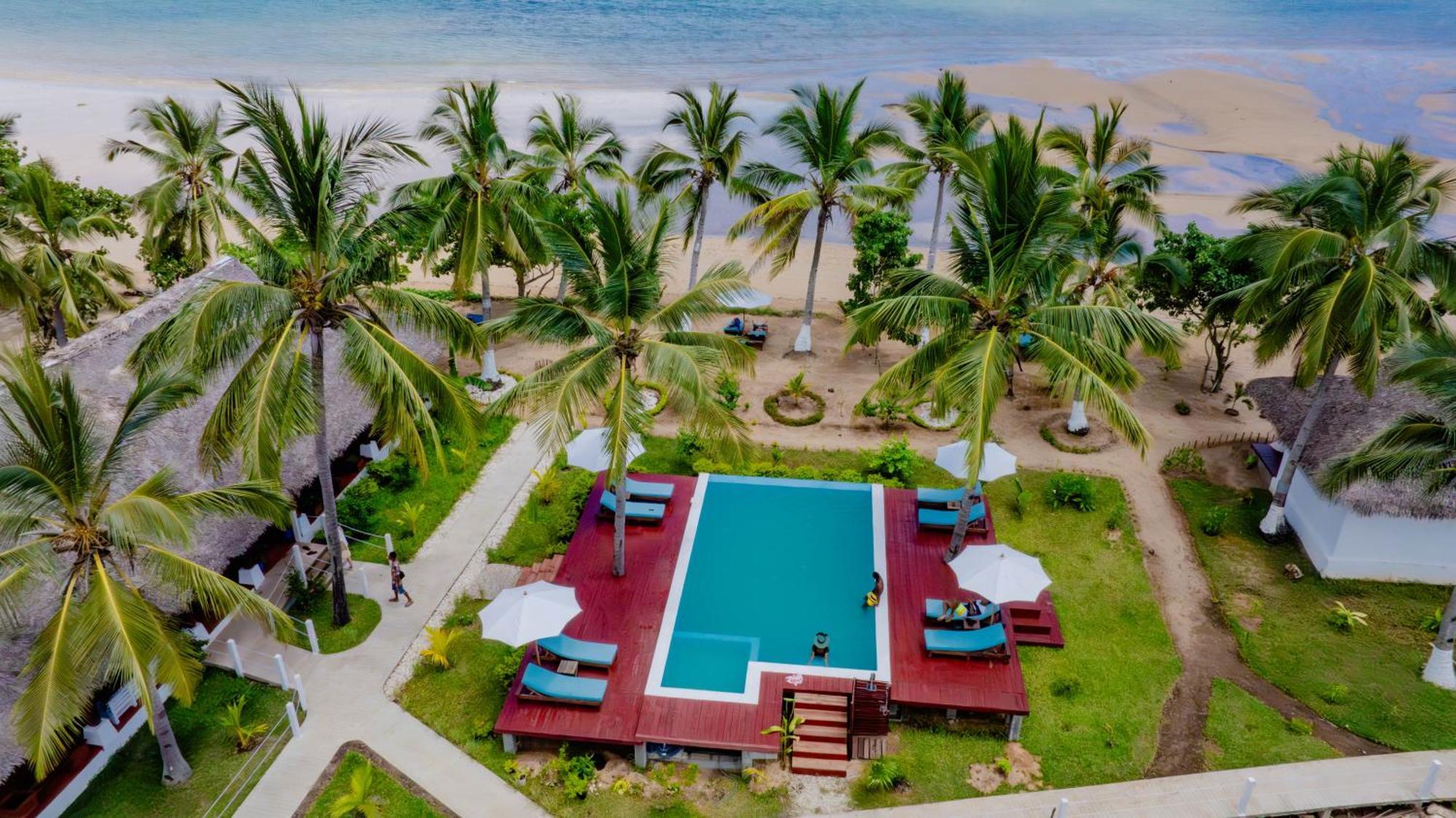 Long Beach Resort, Nosy-Be Екстериор снимка