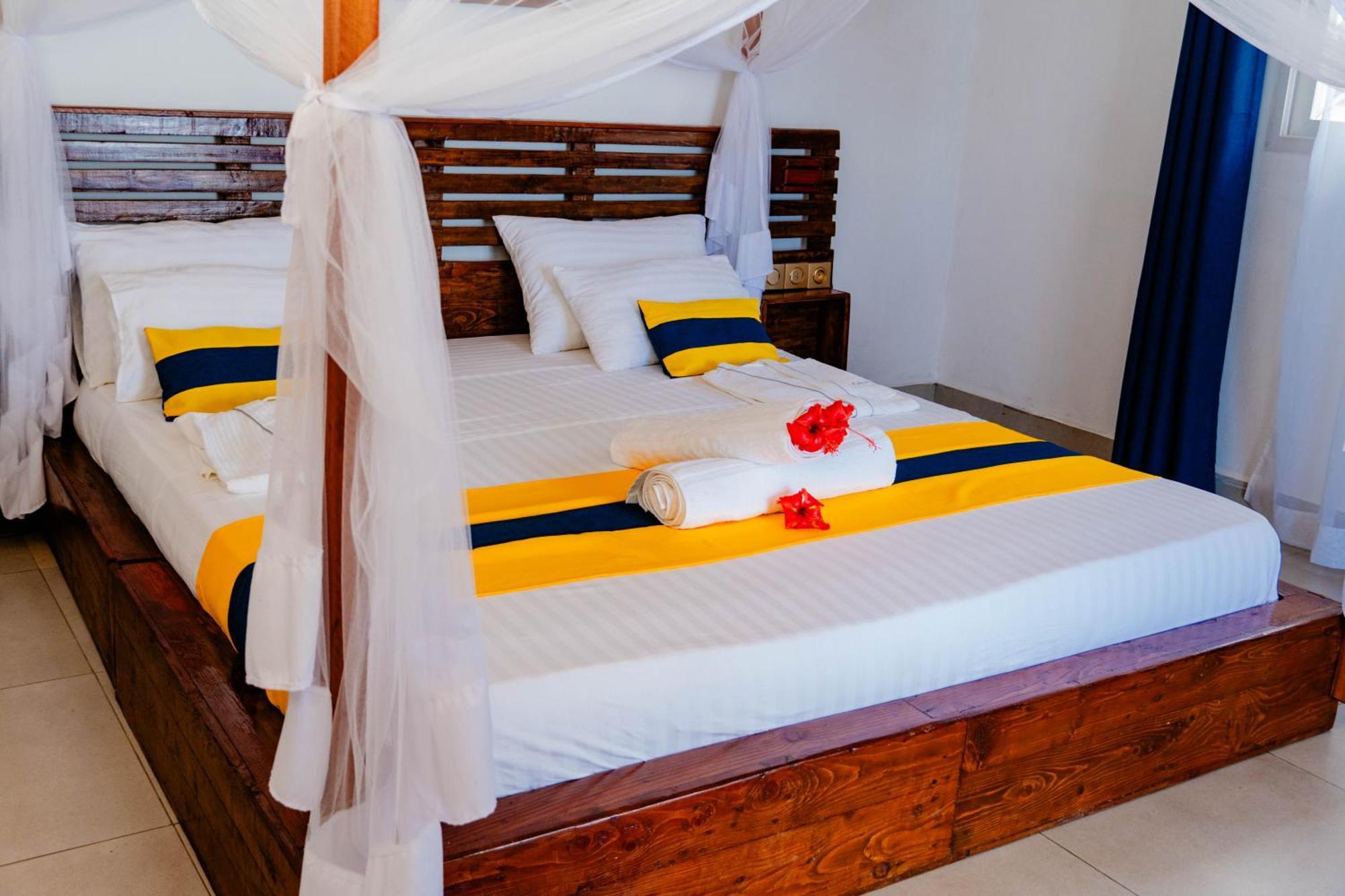 Long Beach Resort, Nosy-Be Екстериор снимка